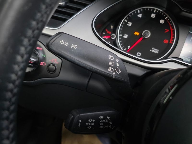2015 Audi A4 40 TFSI Quattro Dynamic B8 photo 19