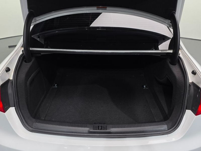 2015 Audi A4 40 TFSI Quattro Dynamic B8 photo 20