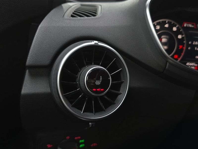 2016 Audi TT Coupe 45 TFSI Quattro photo 15