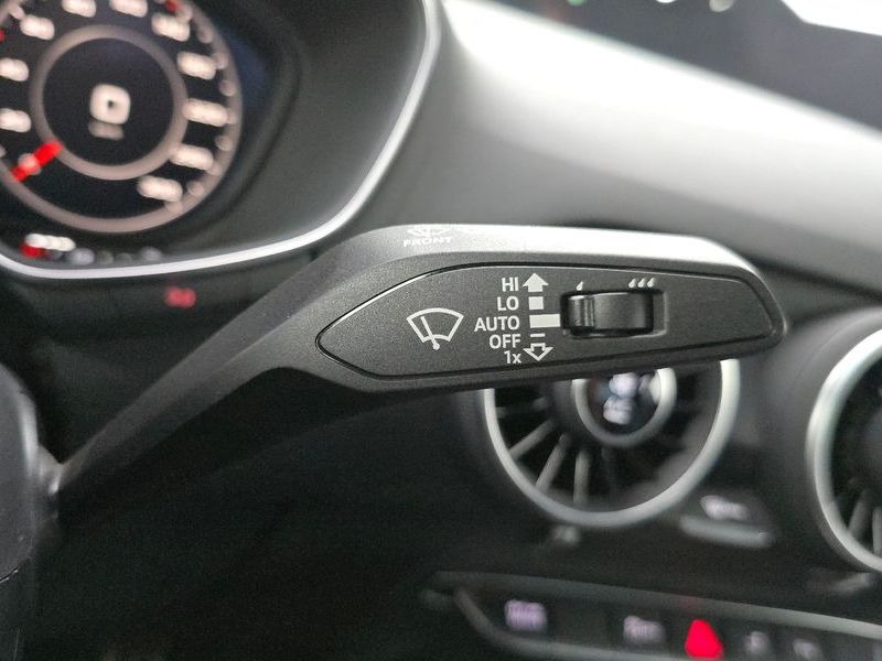 2016 Audi TT Coupe 45 TFSI Quattro photo 16
