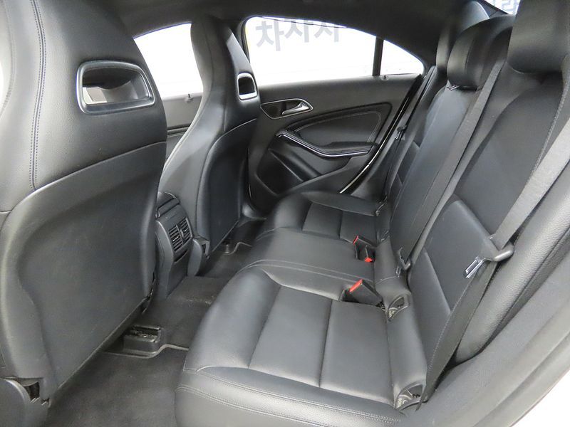 2015 Mercedes-Benz A-Class CLA200 CDI photo 7