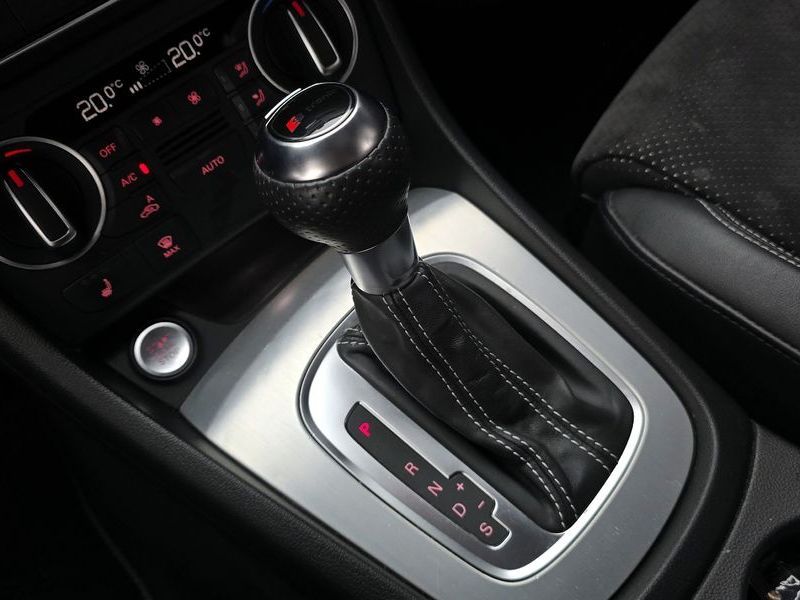 2015 Audi Q3 35 TDI Quattro Sport S Line Edition 8U photo 9