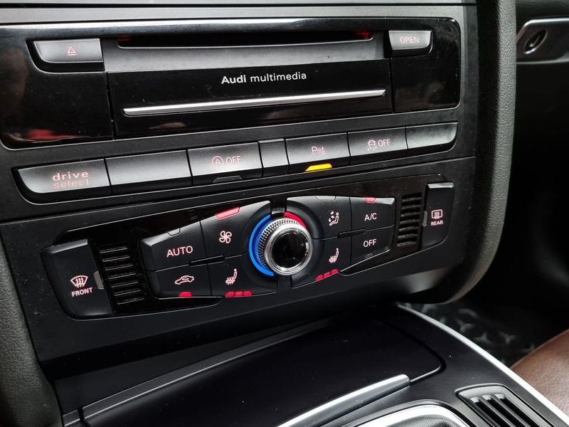 2015 Audi A4 35 TDI Quattro Dynamic B8 photo 17