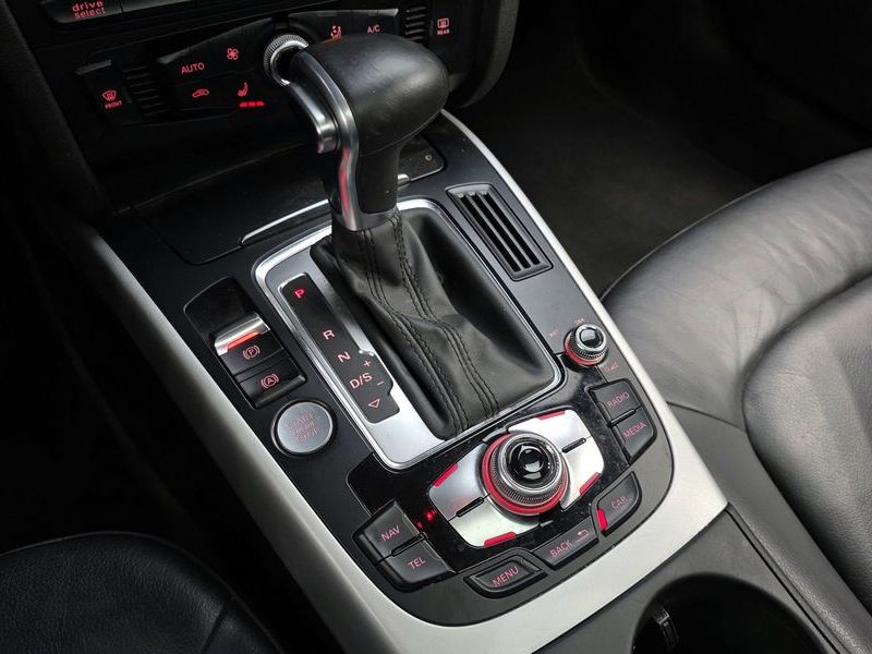 2015 Audi A4 30 TDI Dynamic B8 photo 9