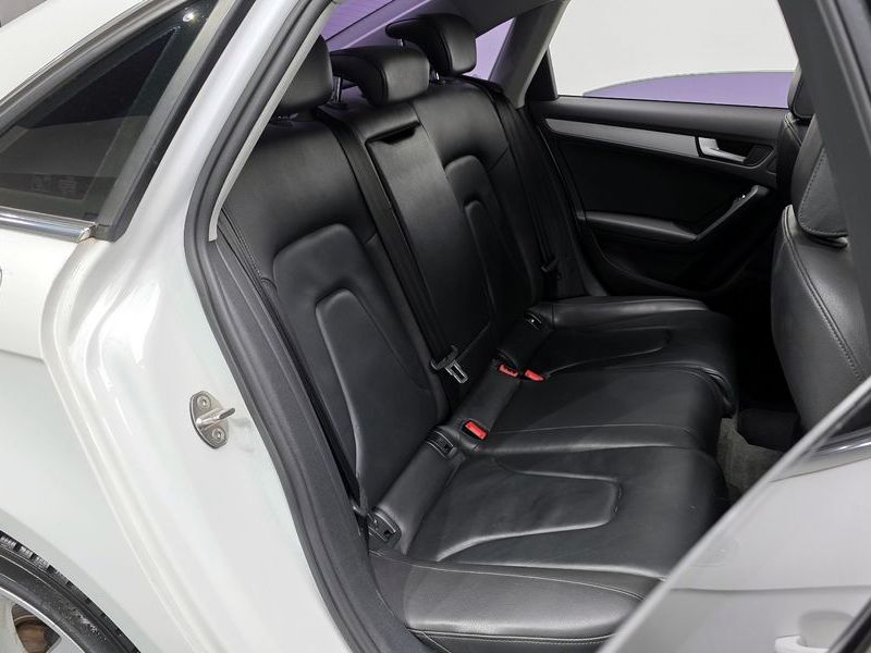 2015 Audi A4 30 TDI Dynamic B8 photo 12