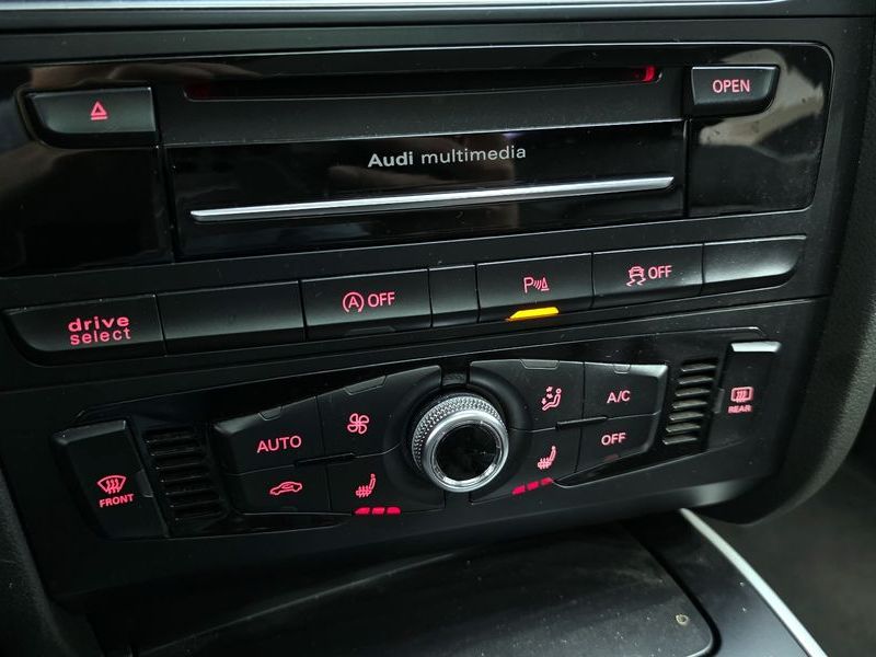 2015 Audi A4 30 TDI Dynamic B8 photo 16