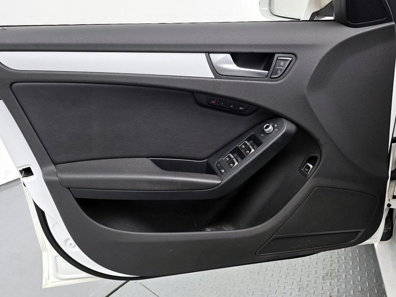 2015 Audi A4 30 TDI Dynamic B8 photo 18