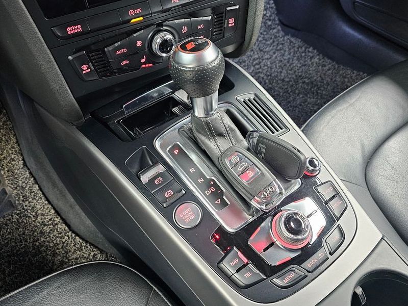 2015 Audi A4 35 TDI Quattro Dynamic B8 photo 9