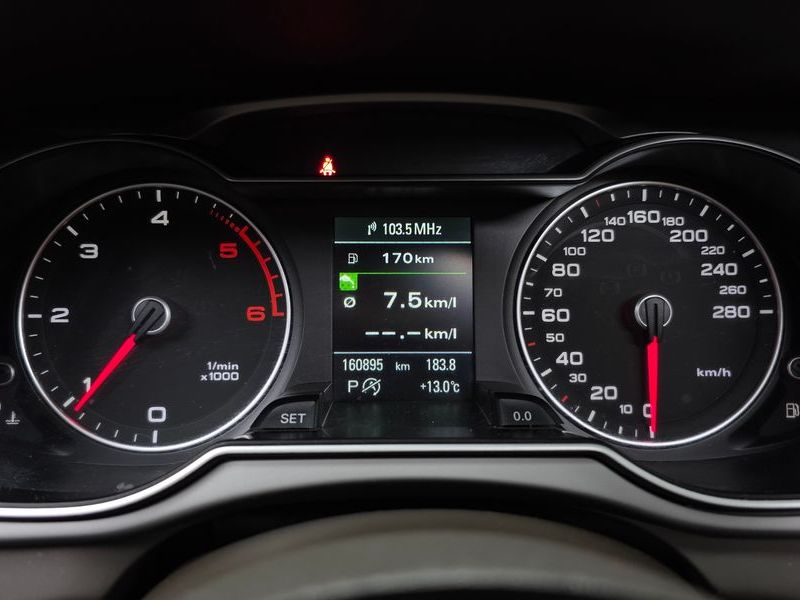 2015 Audi A4 35 TDI Quattro Comfort Edition B8 photo 8