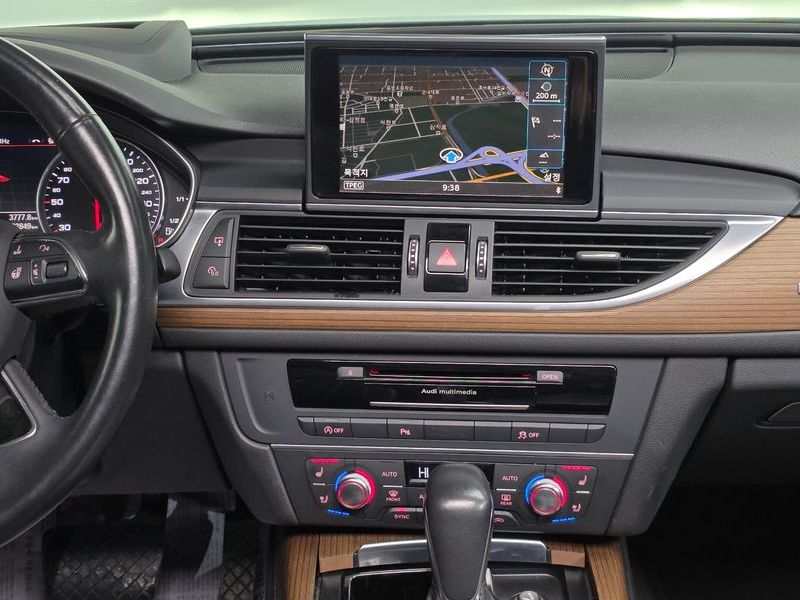 2016 Audi A6 40 TDI Quattro Premium C7 photo 14