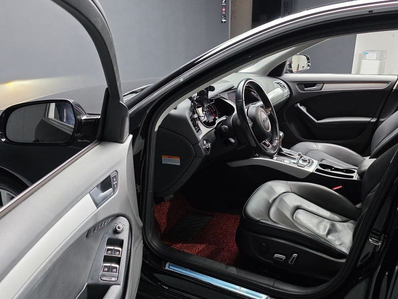 2015 Audi A4 30 TDI Dynamic B8 photo 11