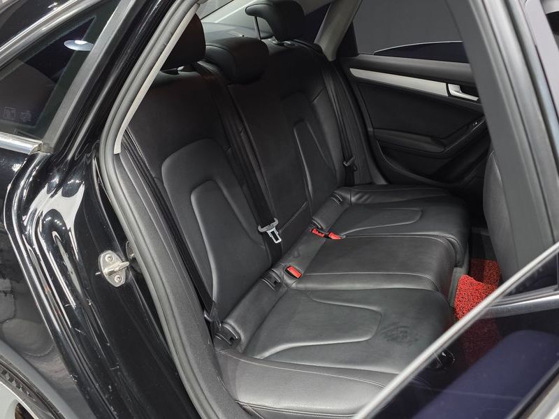 2015 Audi A4 30 TDI Dynamic B8 photo 12