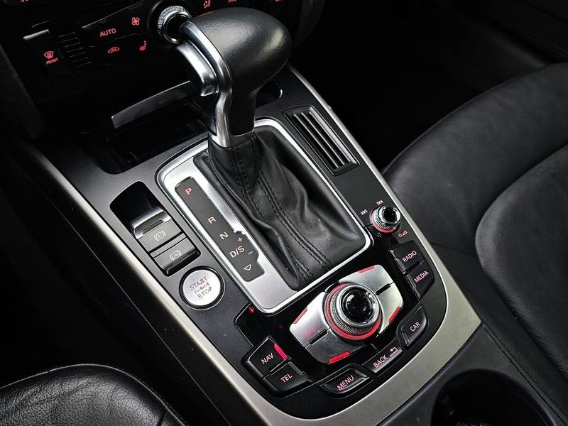 2015 Audi A4 30 TDI Dynamic B8 photo 9