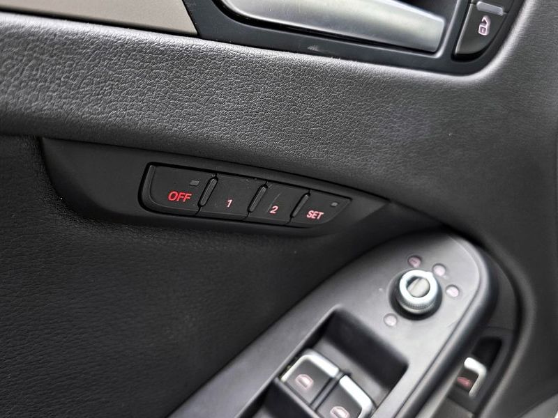 2015 Audi A4 30 TDI Dynamic B8 photo 16
