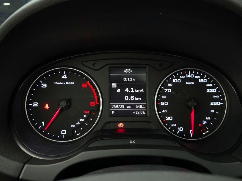 2015 Audi A3 25 TDI Dynamic Sportback 8V photo 8
