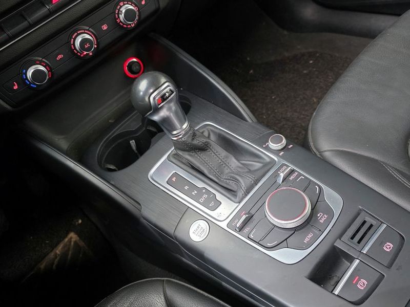 2015 Audi A3 25 TDI Dynamic Sportback 8V photo 9