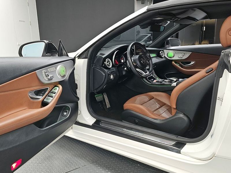 2017 Mercedes-Benz C-Class C200 Cabriolet photo 10
