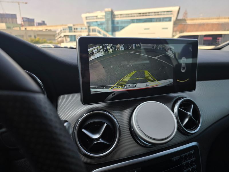 2015 Mercedes-Benz A-Class GLA200 d 4MATIC photo 9