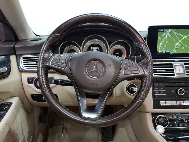 2015 Mercedes-Benz S-Class CLS bluetec 4MATIC Shooting Brake photo 13