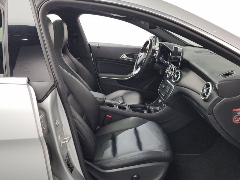 2015 Mercedes-Benz A-Class CLA200 CDI 4MATIC photo 11