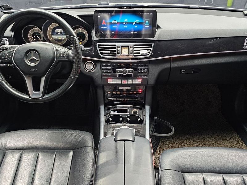 2015 Mercedes-Benz E-Class E220 Bluetec Avantgarde Sport photo 7