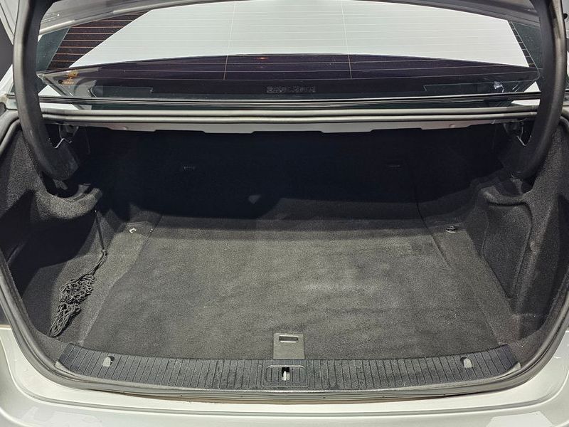 2015 Mercedes-Benz E-Class E220 Bluetec Avantgarde Sport photo 20