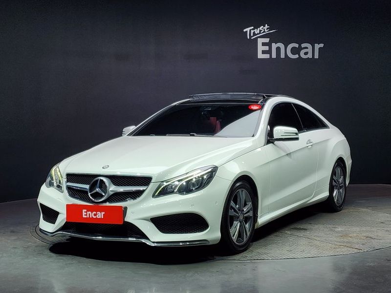 2016 Mercedes-Benz E-Class E200 Coupe photo 1