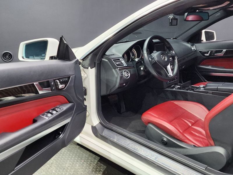 2016 Mercedes-Benz E-Class E200 Coupe photo 10