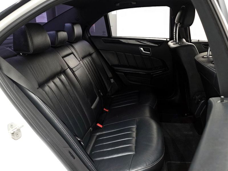 2015 Mercedes-Benz E-Class E220 Bluetec Avantgarde Sport photo 12