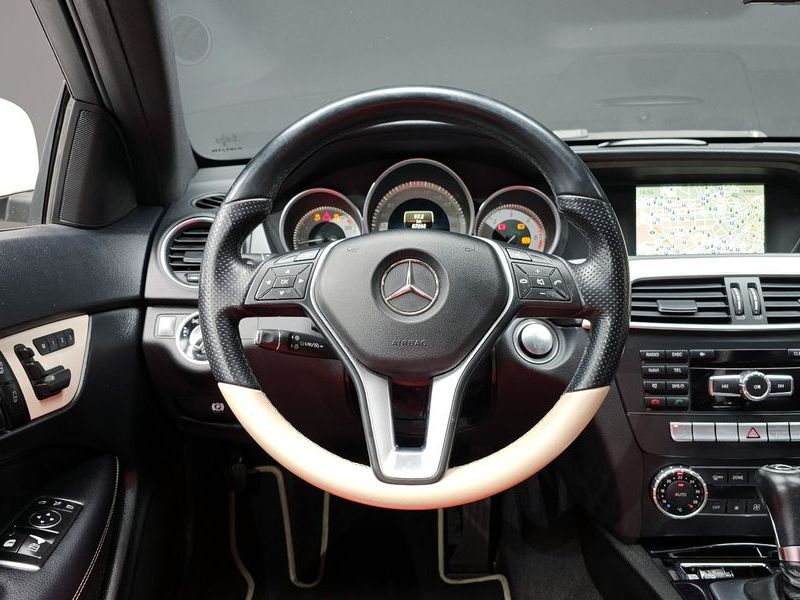 2015 Mercedes-Benz C-Class C220 CDI Coupe photo 13