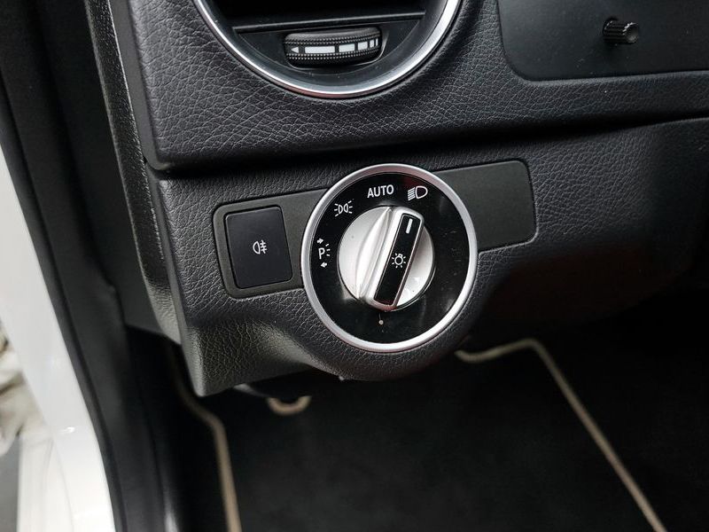 2015 Mercedes-Benz C-Class C220 CDI Coupe photo 17