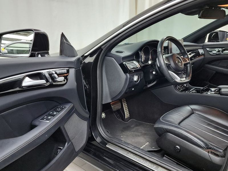 2017 Mercedes-Benz S-Class CLS250 d 4MATIC AMG Line photo 10