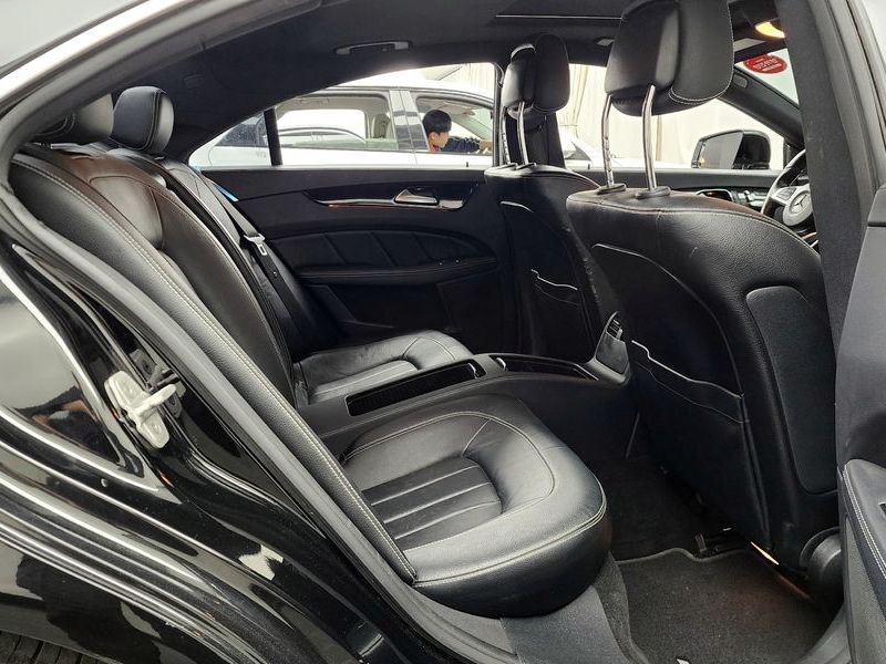 2017 Mercedes-Benz S-Class CLS250 d 4MATIC AMG Line photo 12