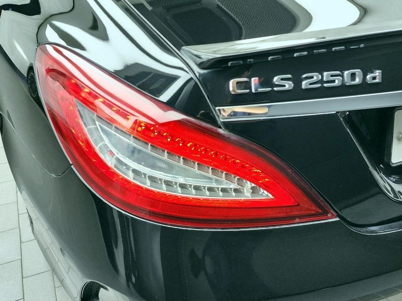2017 Mercedes-Benz S-Class CLS250 d 4MATIC AMG Line photo 23