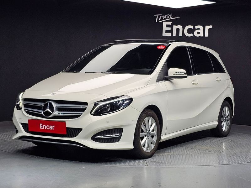 2016 Mercedes-Benz B-클래스 W246 B200 d photo 1