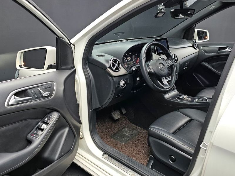 2016 Mercedes-Benz B-클래스 W246 B200 d photo 11