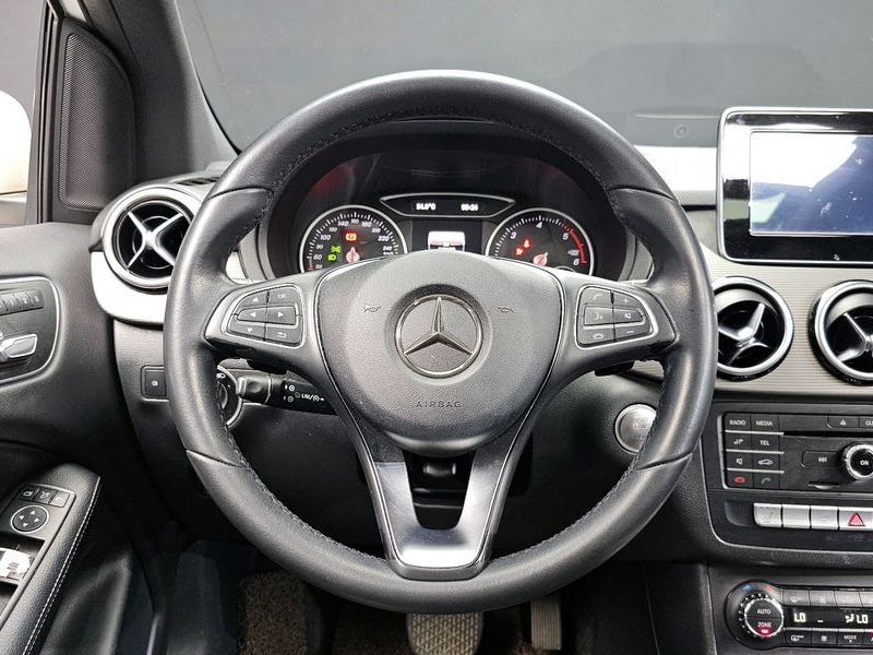 2016 Mercedes-Benz B-클래스 W246 B200 d photo 13