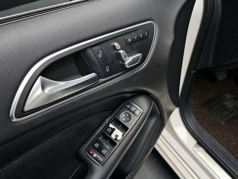 2016 Mercedes-Benz B-클래스 W246 B200 d photo 17