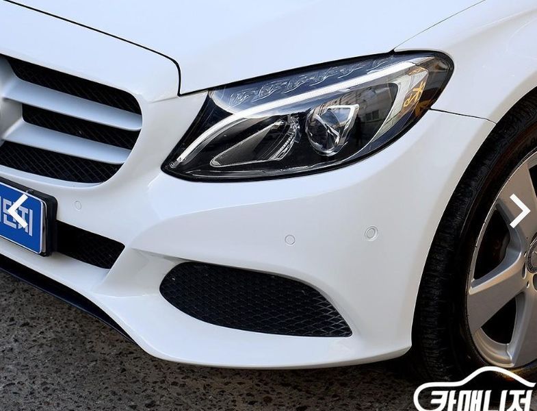 2016 Mercedes-Benz C-Class C200 photo 16