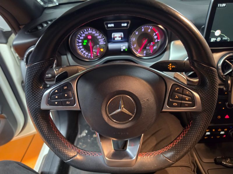 2015 Mercedes-Benz A-Class CLA250 4MATIC photo 12
