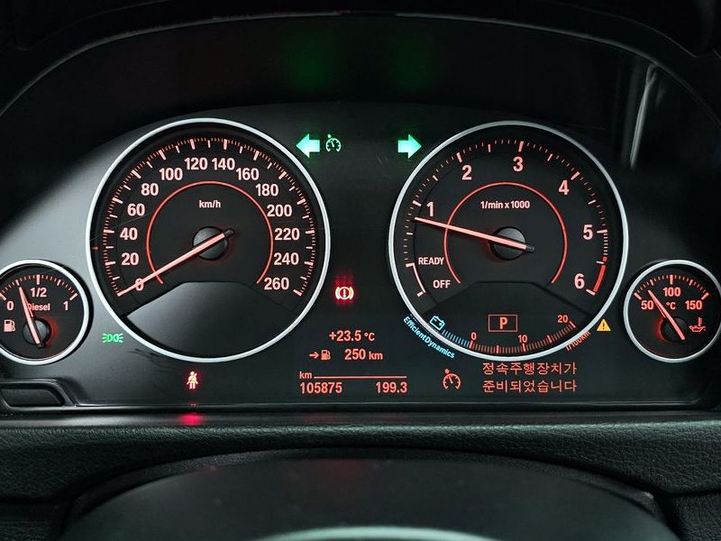 2015 BMW 3 Series 320d M Performence Edition photo 8