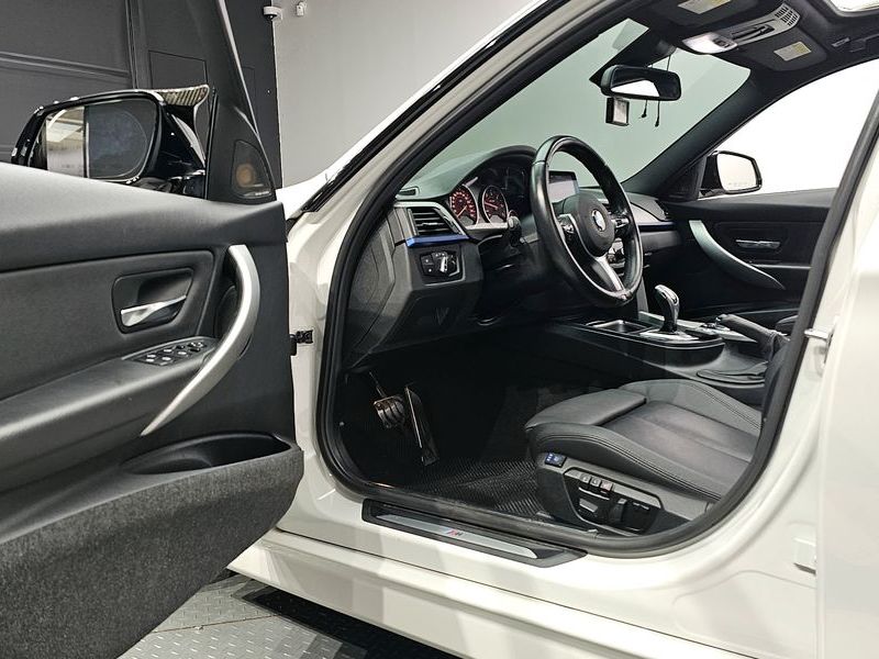 2015 BMW 3 Series 320d M Performence Edition photo 10