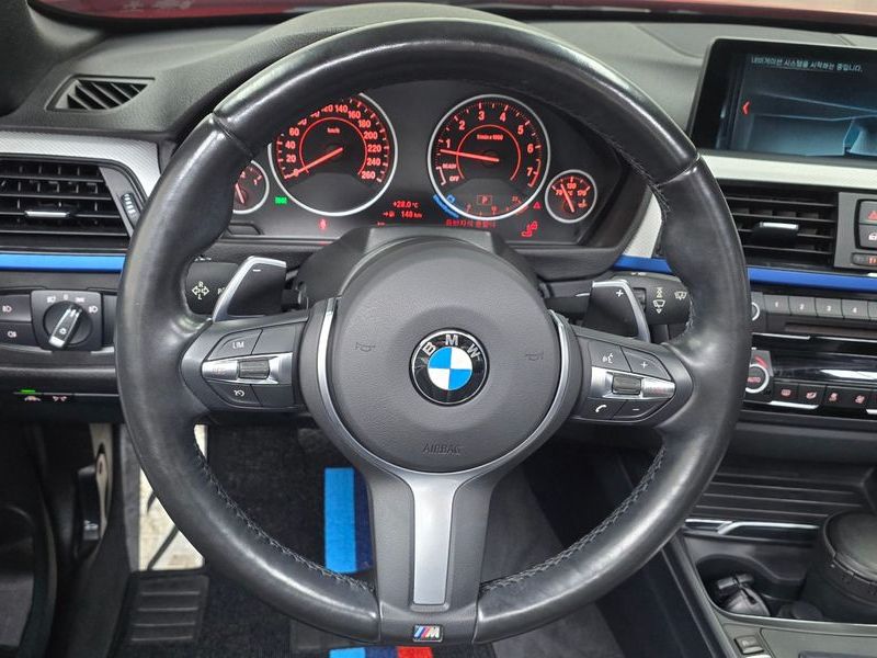 2017 BMW 4 Series 428i M Sport Convertible photo 13