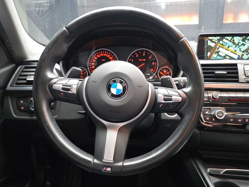 2016 BMW 3 Series 320d photo 13