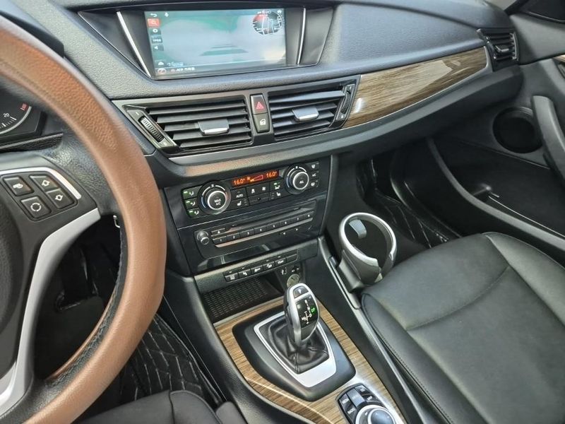 2015 BMW X1 xDrive 18d photo 10