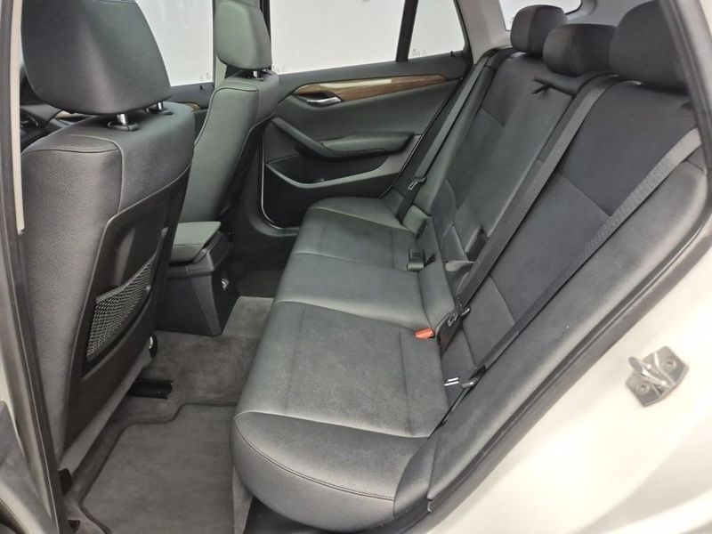 2015 BMW X1 xDrive 18d photo 12