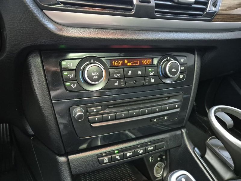 2015 BMW X1 xDrive 18d photo 17
