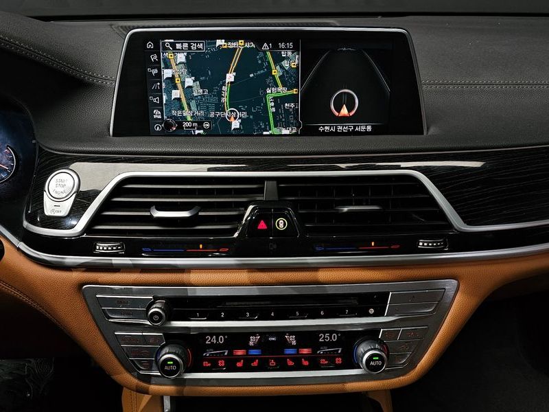 2017 BMW 7 Series 740d xDrive M Sport photo 14