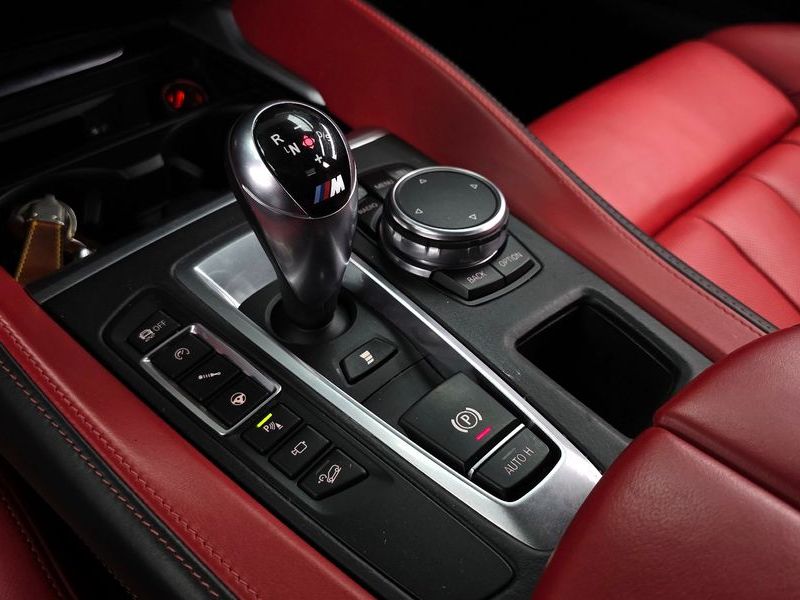 2016 BMW X5 4.4 photo 9
