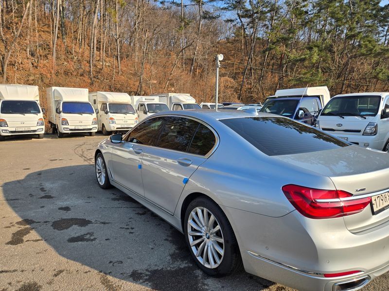 2016 BMW 7 Series 730d xDrive photo 7